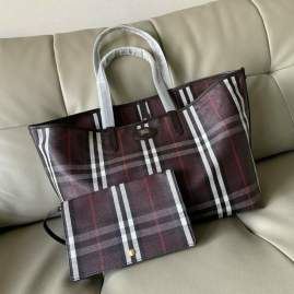 Picture of Burberry Handbags _SKUfw222105802fw